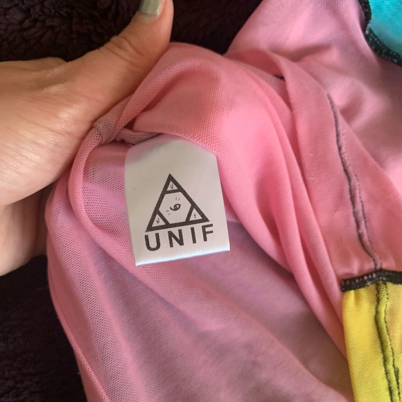 UNIF Colorblock Mesh Shirt, Size Medium - Picture 5 of 5